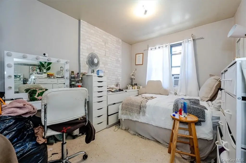 937 Croes Avenue Bronx NY 10473