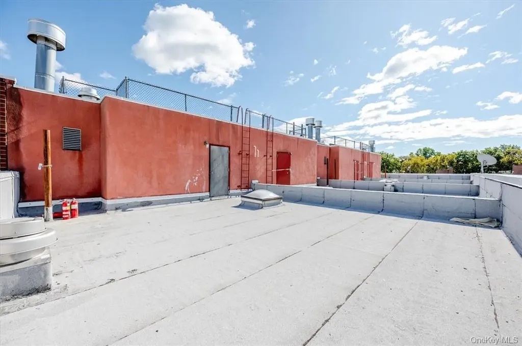 937 Croes Avenue Bronx NY 10473