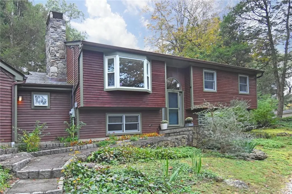 36 Laurelton Road Mount Kisco NY 10549