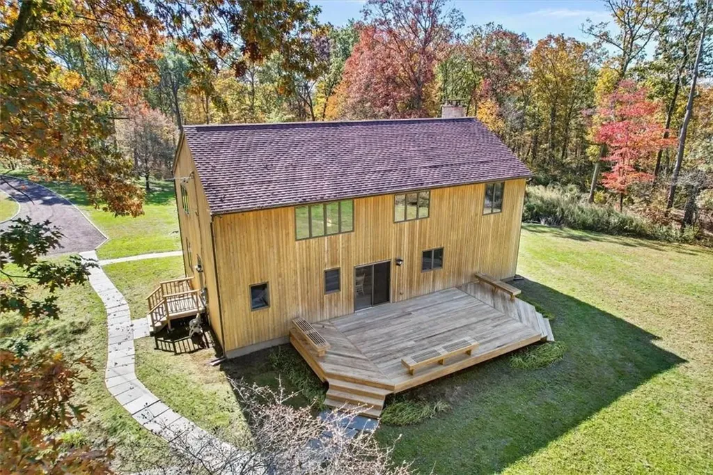 89 Mcmanus Road S Patterson NY 12563