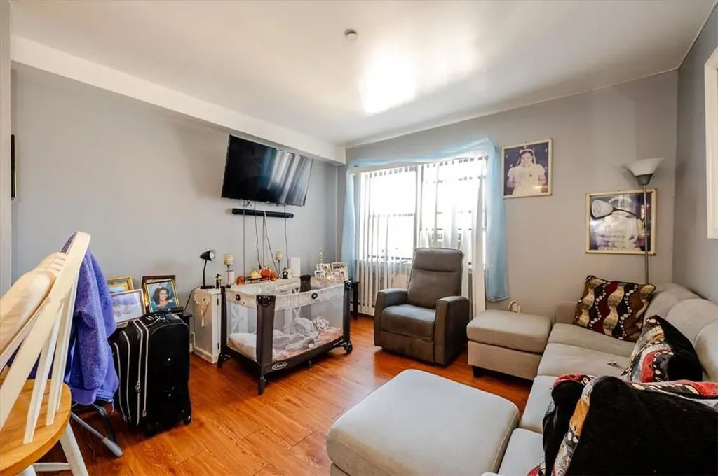 941 Croes Avenue Bronx NY 10473