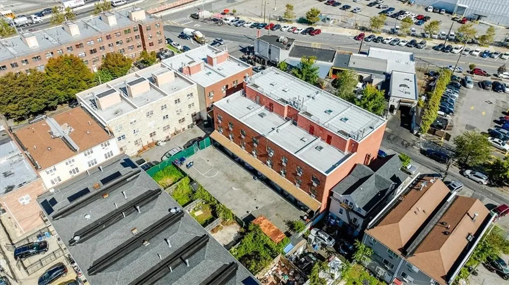 941 Croes Avenue Bronx NY 10473