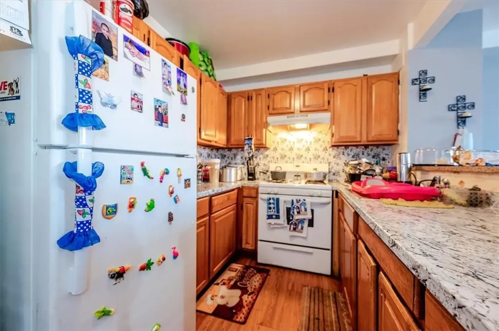 943 Croes Avenue Bronx NY 10473