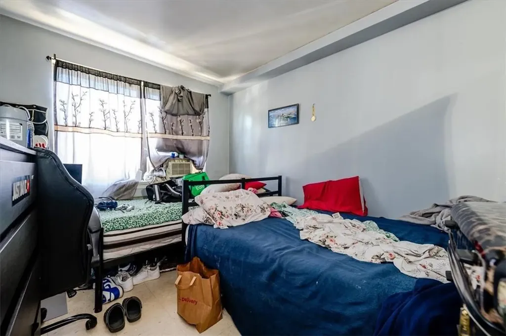 943 Croes Avenue Bronx NY 10473