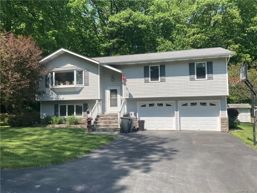 11 Palmer Avenue Monroe NY 10950