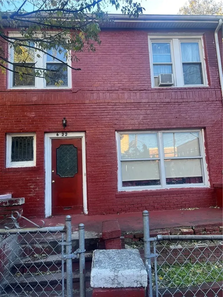 622 E 223rd Street Bronx NY 10466