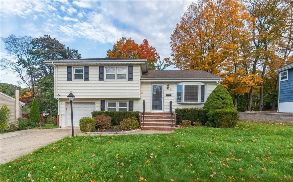 22 Maplewood Boulevard Suffern NY 10901