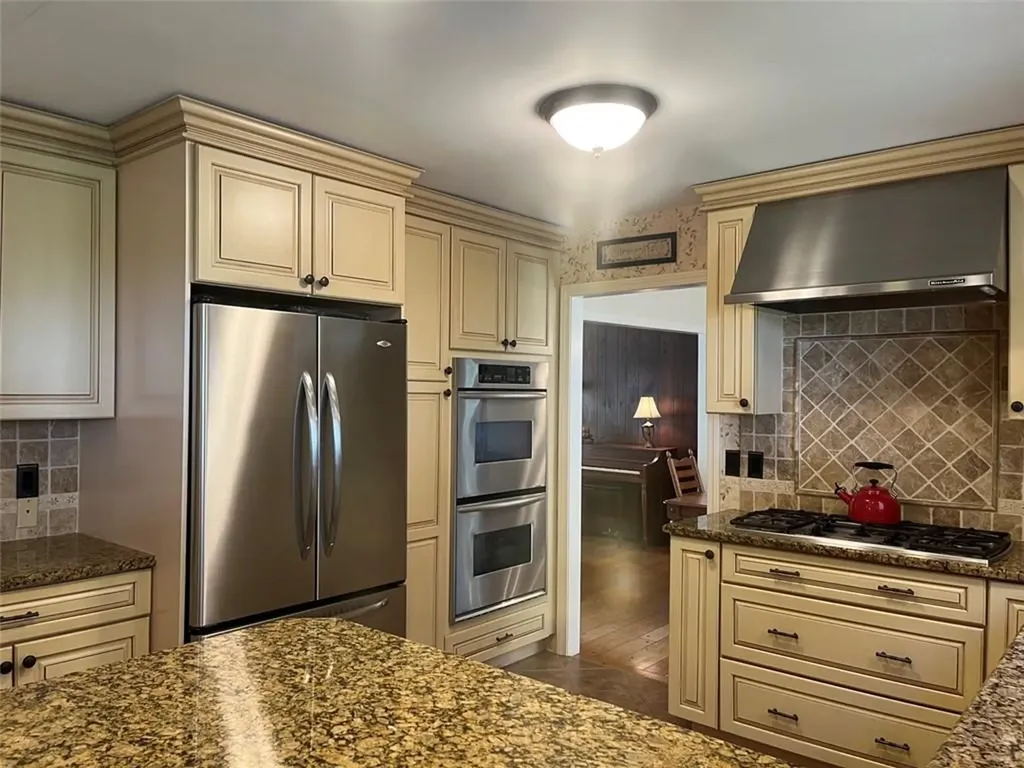 79 Chestnut Ridge Road Mahopac NY 10541