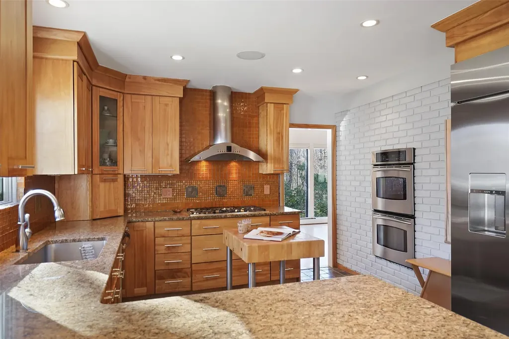 26 Cradle Rock Road Pound Ridge NY 10576