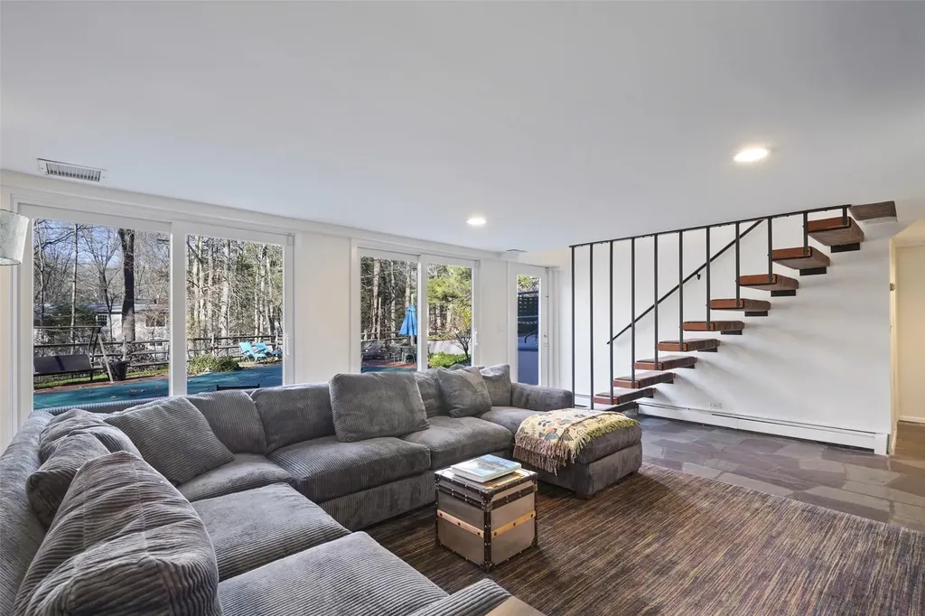 26 Cradle Rock Road Pound Ridge NY 10576