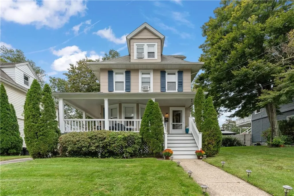32 Hillside Avenue New Rochelle NY 10801