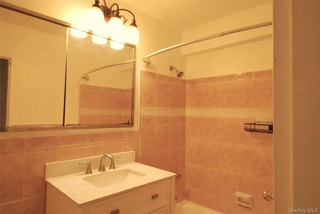 7 Balint Drive Yonkers NY 10710