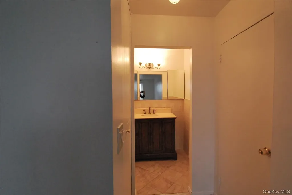 7 Balint Drive Yonkers NY 10710