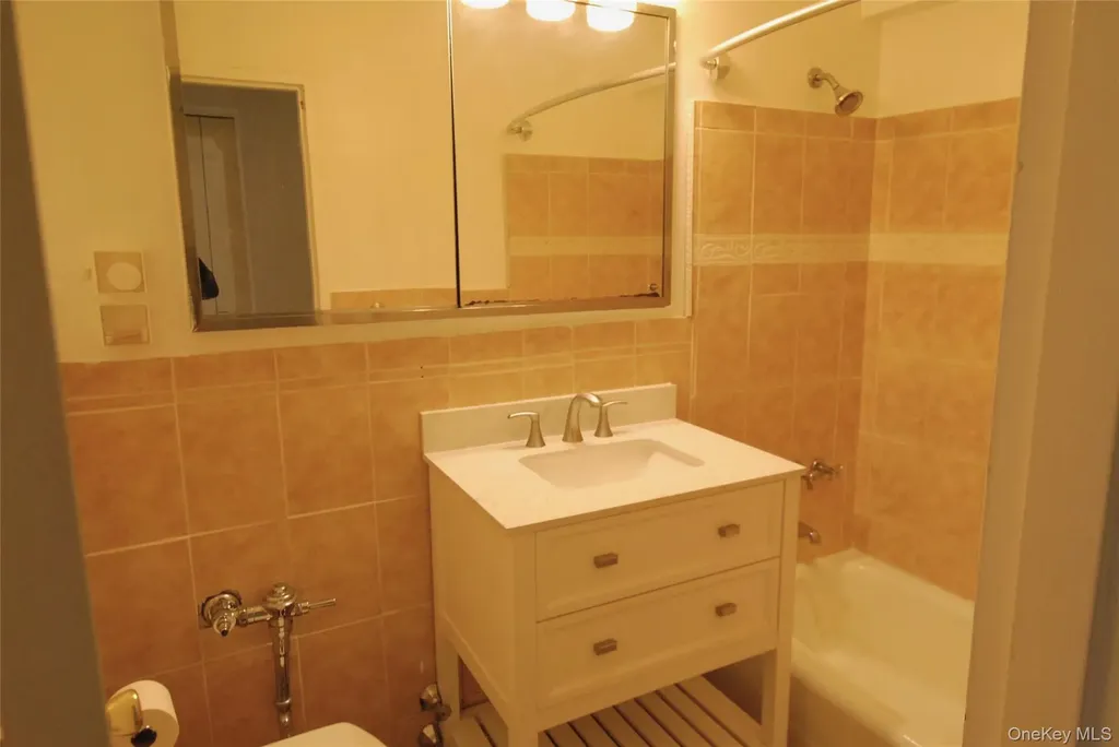 7 Balint Drive Yonkers NY 10710