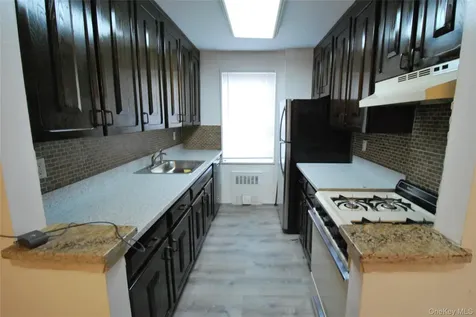 7 Balint Drive Yonkers NY 10710