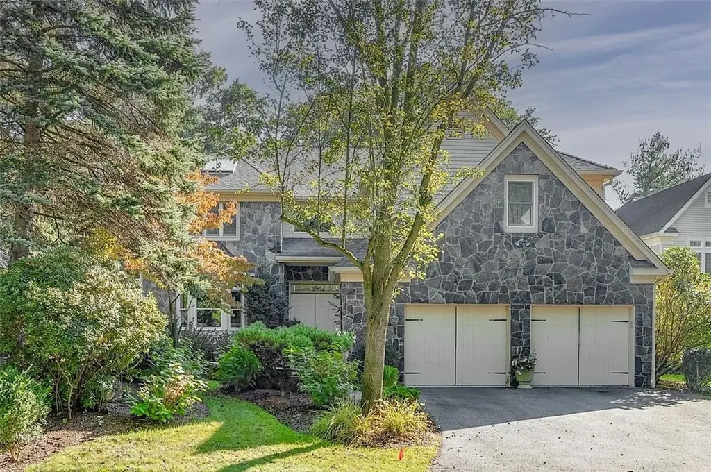 40 Cobblefield Road White Plains NY 10605