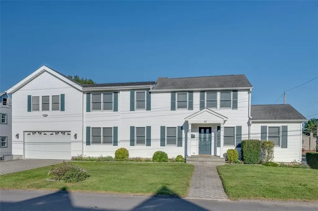 41 Post Place Harrison NY 10528