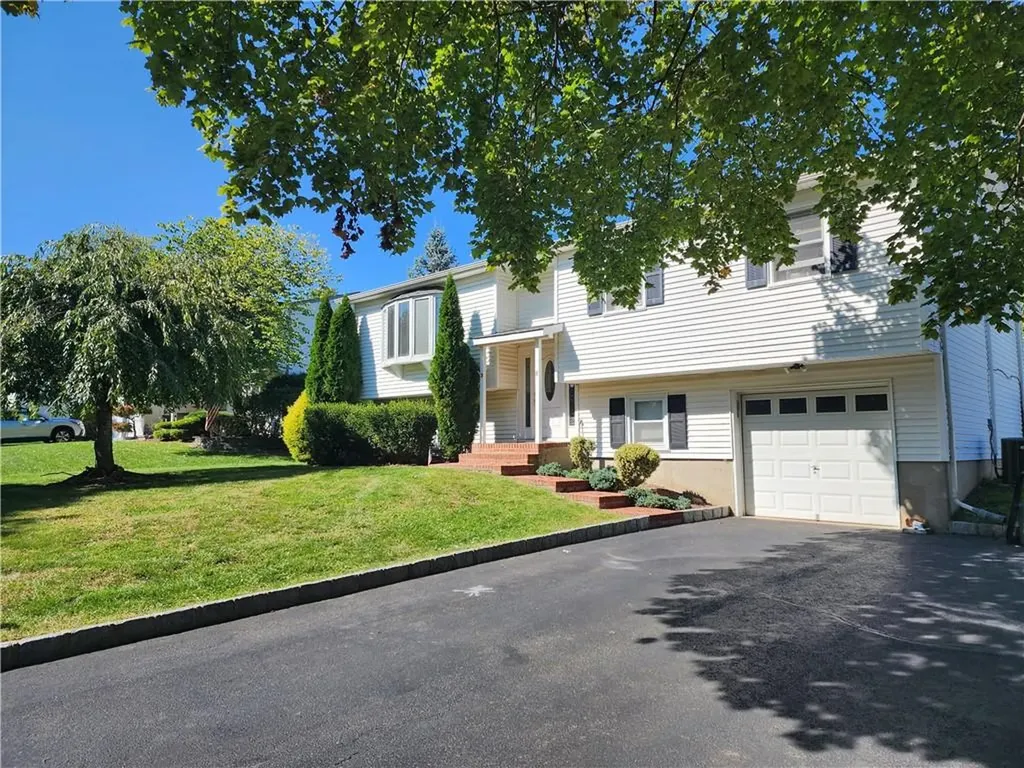 8 Stander Lane Thiells NY 10984