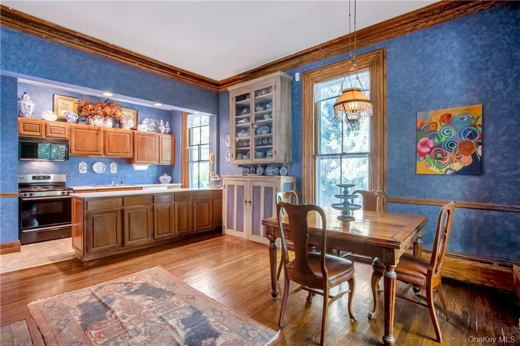 4 Deer Run Sparkill NY 10976