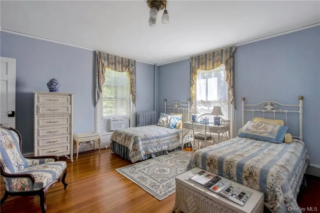 4 Deer Run Sparkill NY 10976