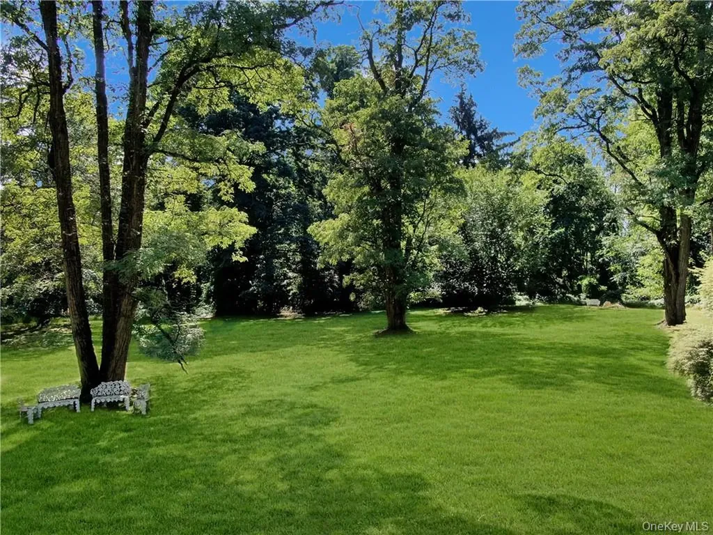 4 Deer Run Sparkill NY 10976
