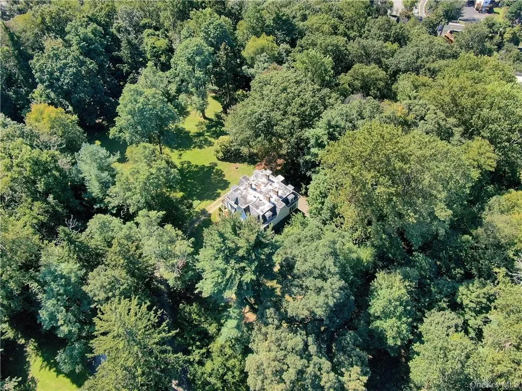 4 Deer Run Sparkill NY 10976