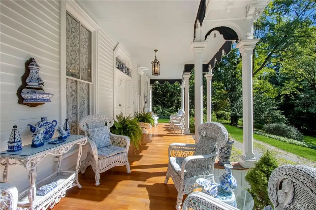 4 Deer Run Sparkill NY 10976