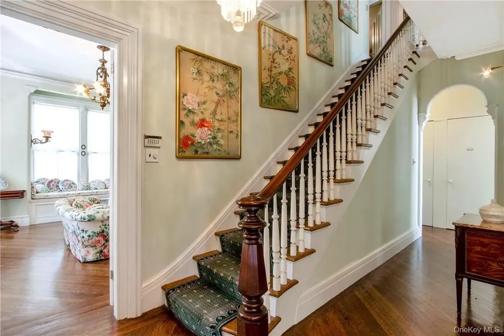 4 Deer Run Sparkill NY 10976