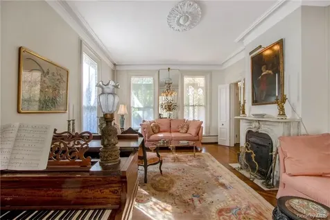 4 Deer Run Sparkill NY 10976