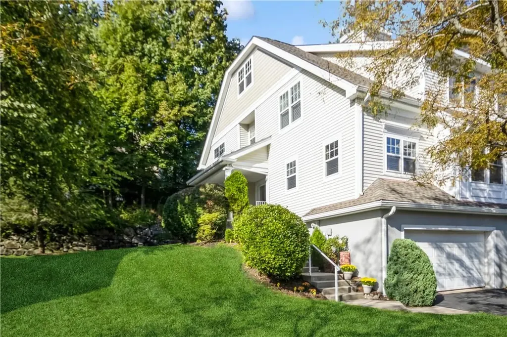 118 Underhill Lane Peekskill NY 10566