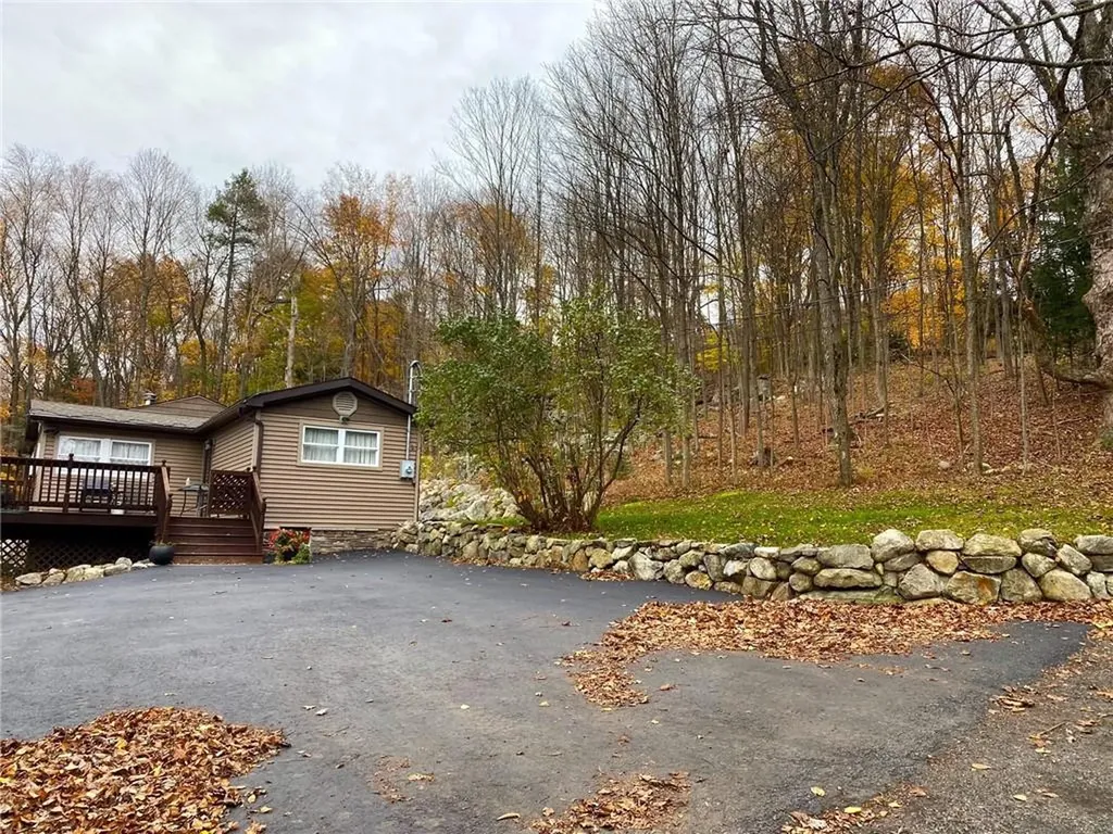 18 Ashlee Meadow Road Warwick NY 10990