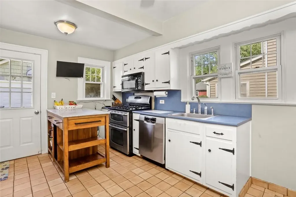 24 Mohegan Road Ossining NY 10562