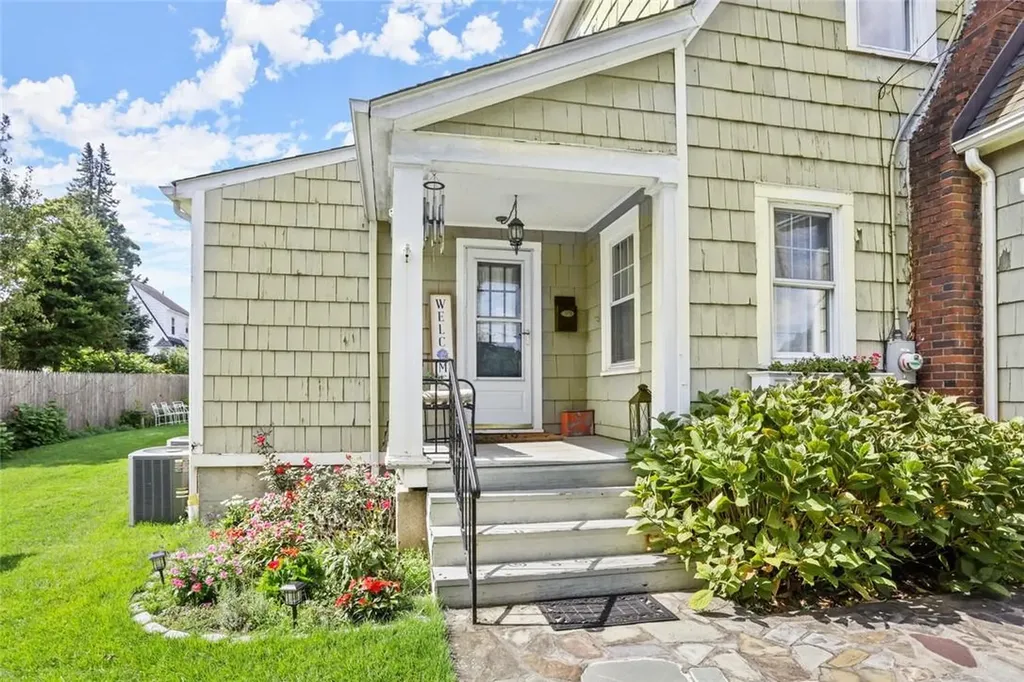 24 Mohegan Road Ossining NY 10562