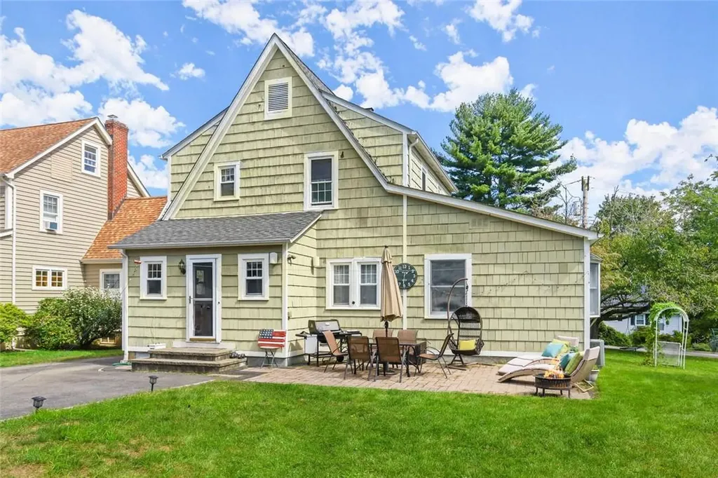 24 Mohegan Road Ossining NY 10562