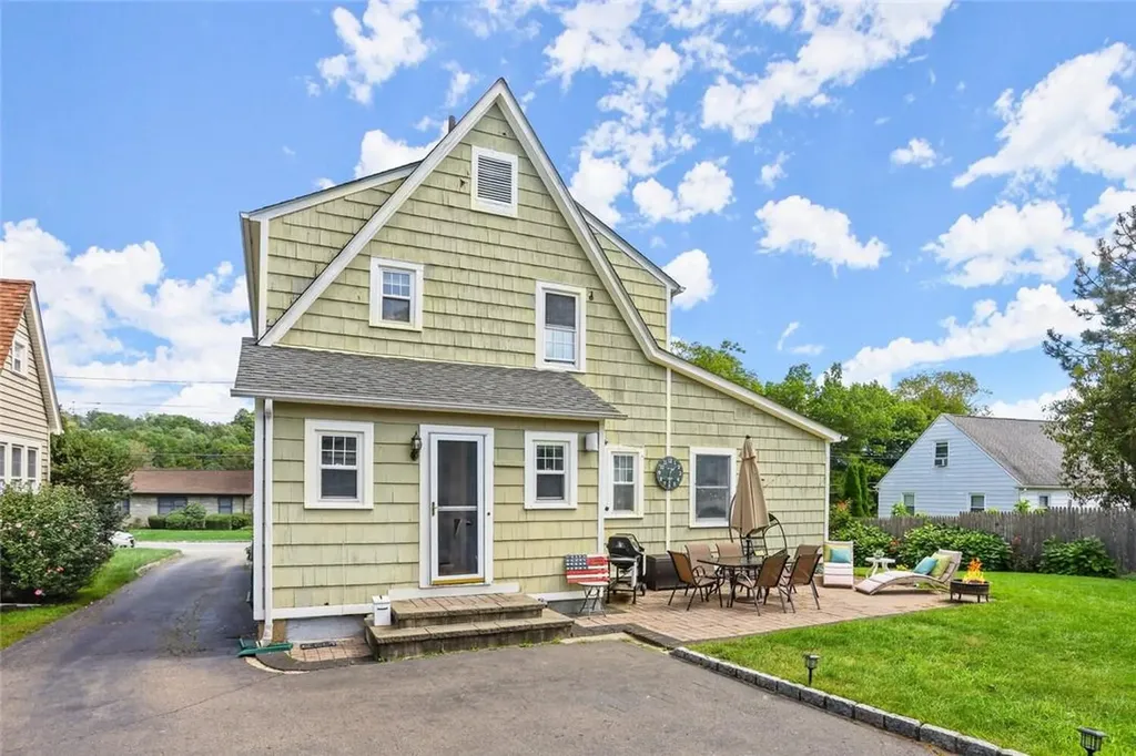 24 Mohegan Road Ossining NY 10562