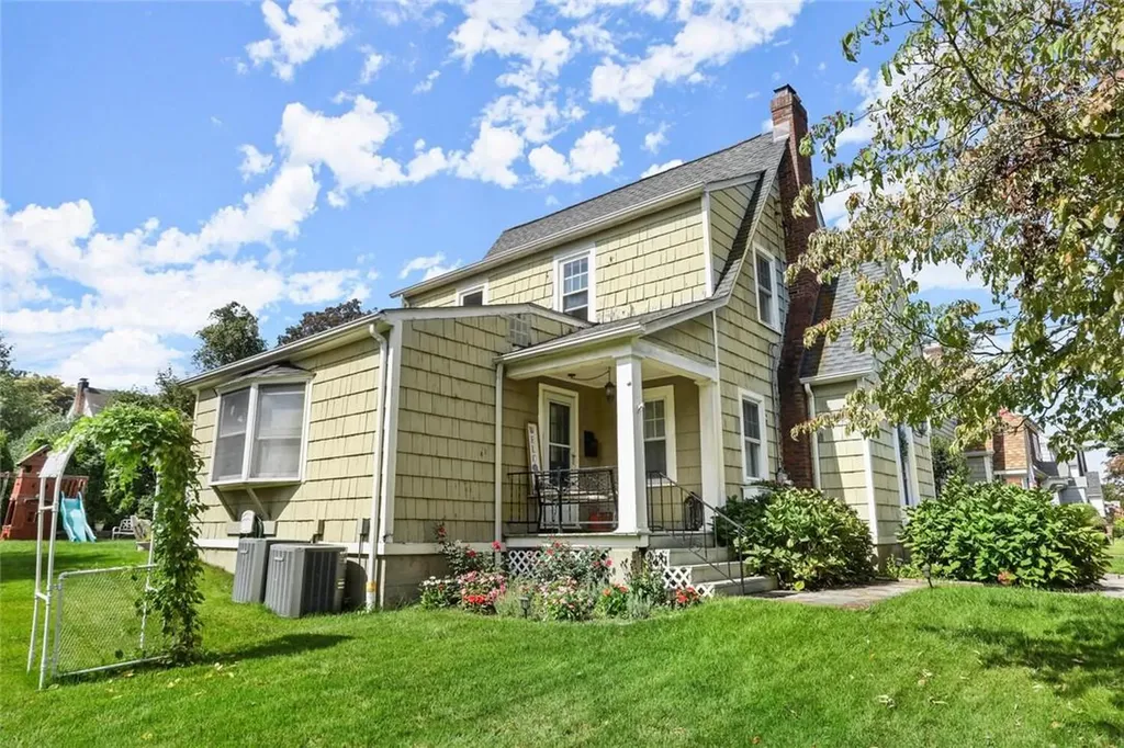 24 Mohegan Road Ossining NY 10562