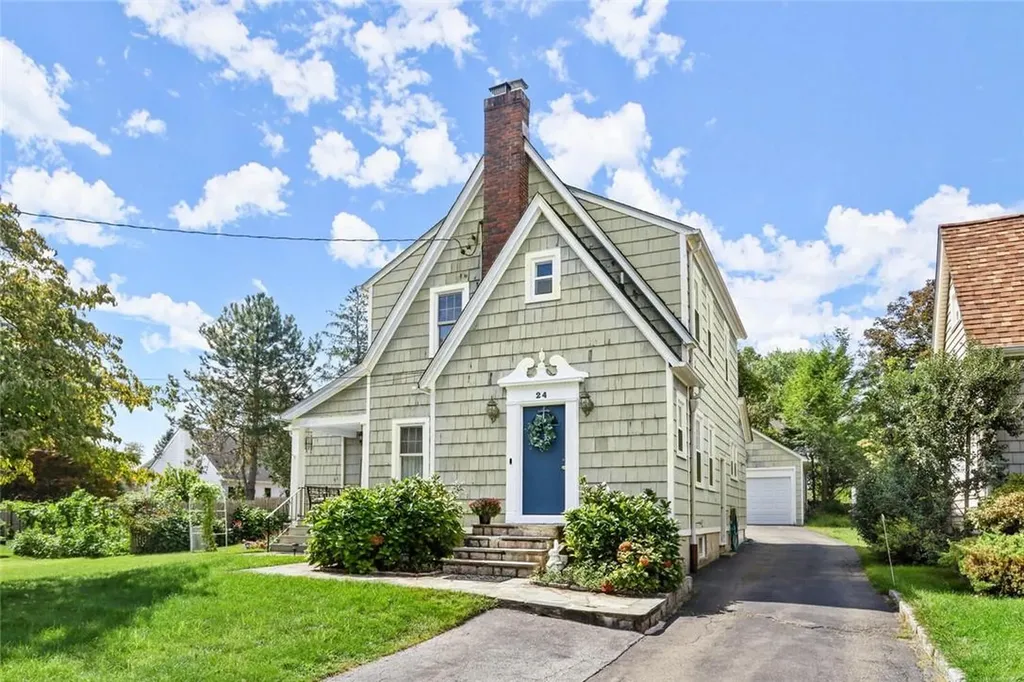 24 Mohegan Road Ossining NY 10562