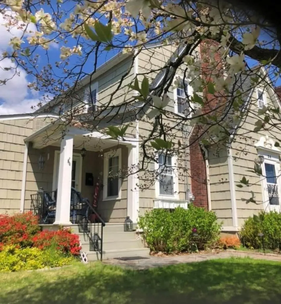 24 Mohegan Road Ossining NY 10562