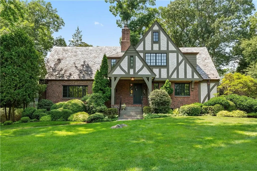 18 Anchor Drive Rye NY 10580