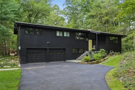 47 Lakeview Avenue W Cortlandt Manor NY 10567