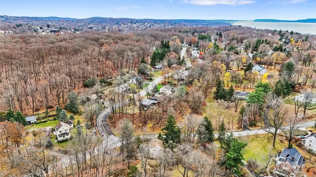 191 Cedar Lane Ossining NY 10562