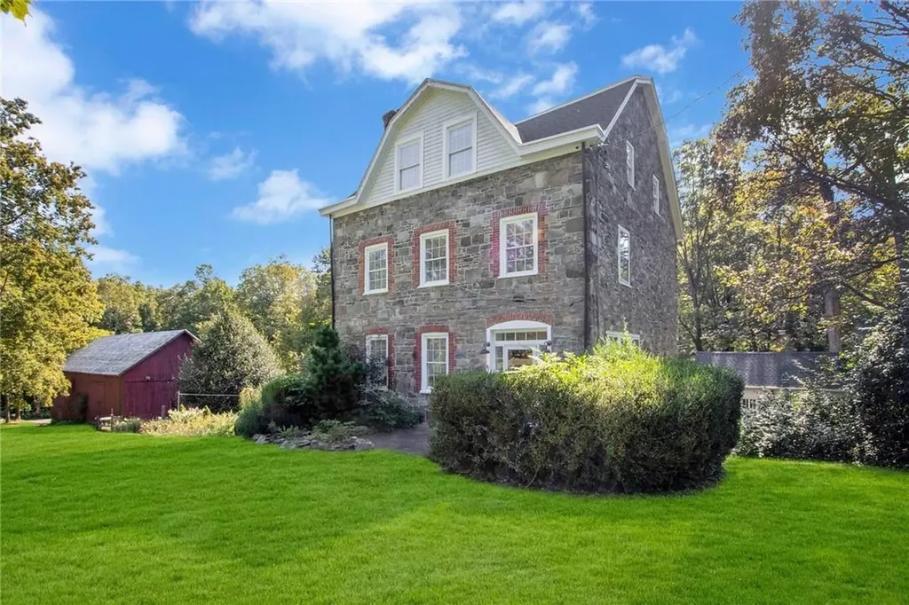 375 Angola Road Cornwall NY 12518