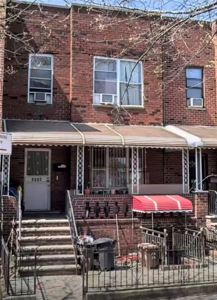 6504 17th Avenue Brooklyn NY 11204