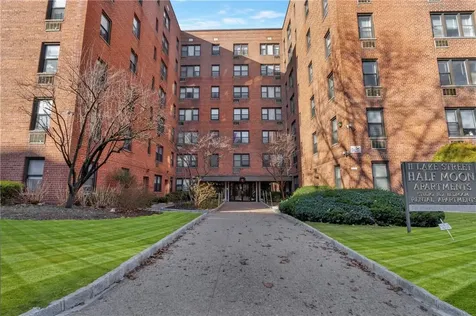 11 Lake Street White Plains NY 10603