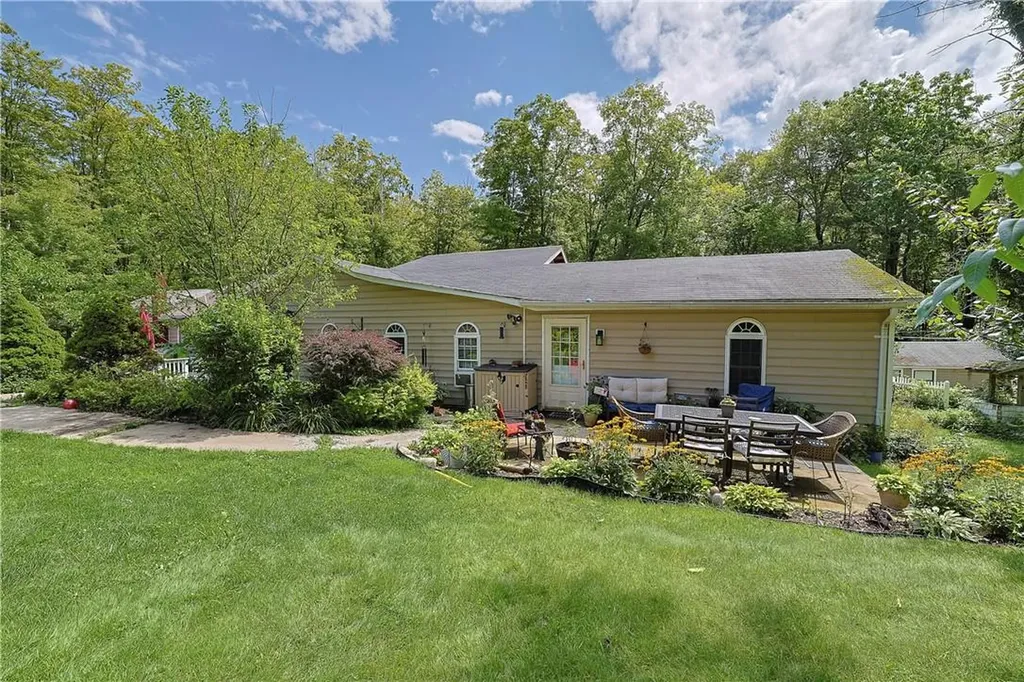 3772 State Route 52 Pine Bush NY 12566