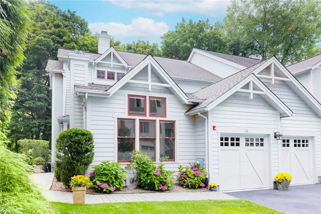 45 Landing Drive Dobbs Ferry NY 10522