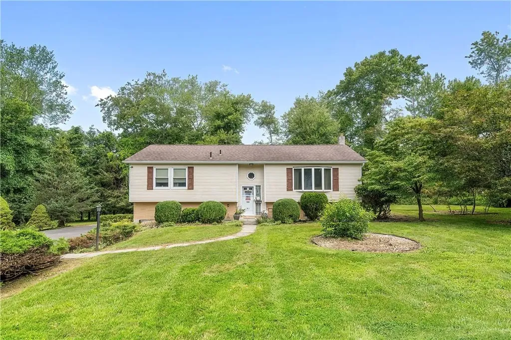 516 Cross Hill Lane Mahopac NY 10541