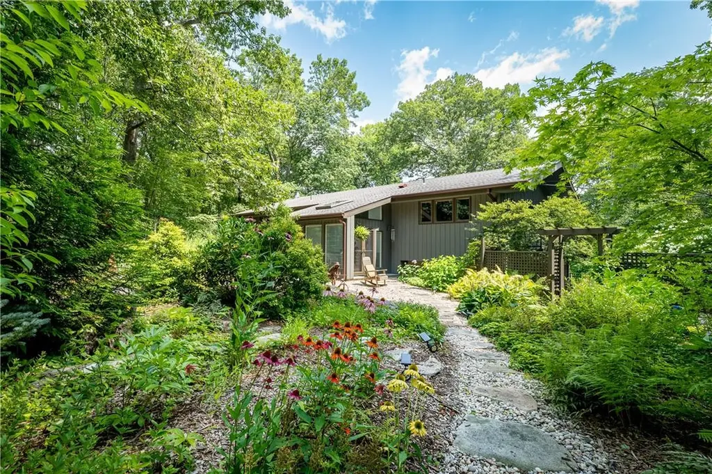 11 Peters Lane Pound Ridge NY 10576