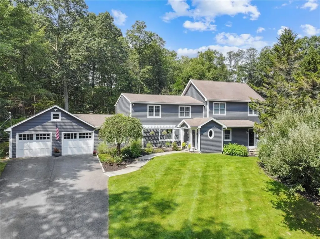 8 Hawks Lane Brewster NY 10509