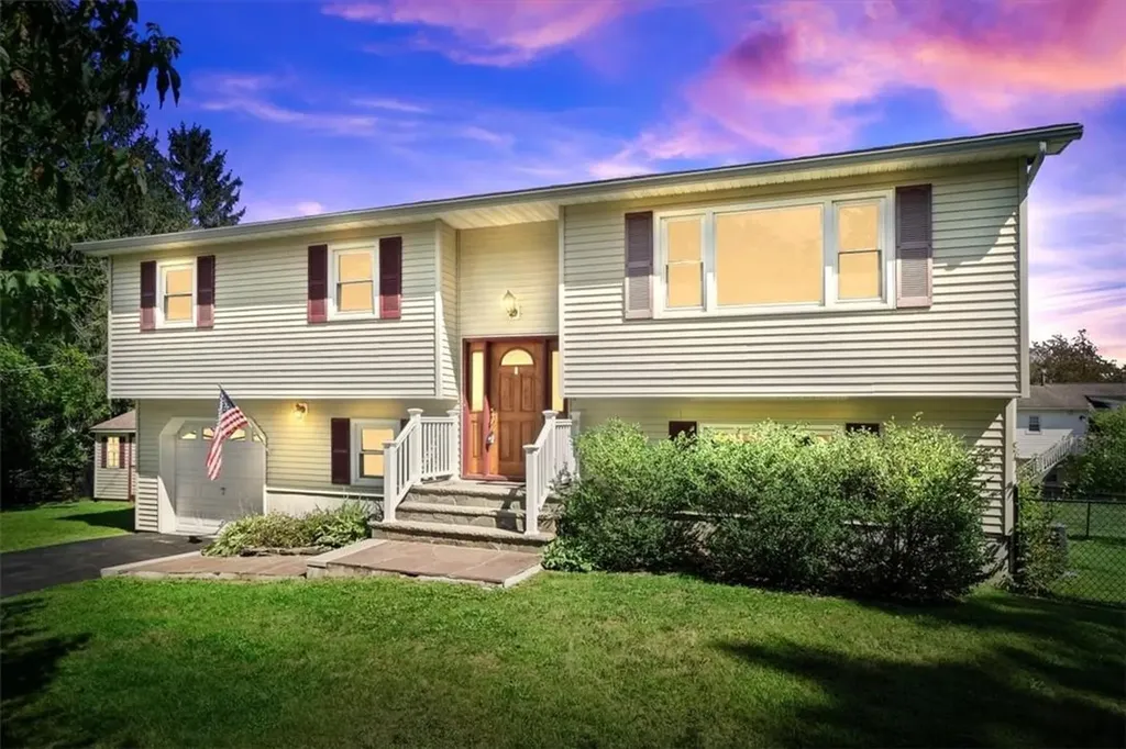511 Balmoral Circle New Windsor NY 12553
